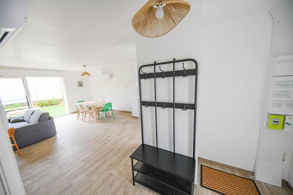 Chez Jean-paul - Rez De Jardin Et Parking *